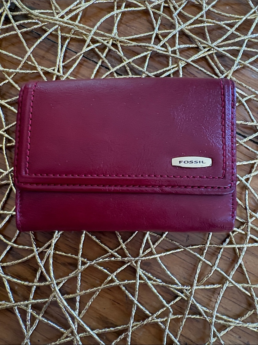 Fossil Women's Burgundy Leather Trifold Wallet
